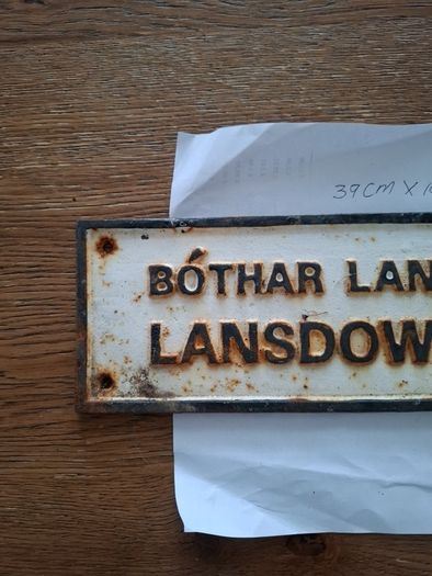 Lansdowne Road Bothar Lansdun Road Sign