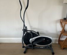Cross trainer