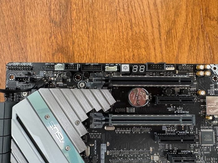 Intel i7-7800X + ASUS PRIME X299-A Motherboard + Corsair H80i v2 AIO Combo