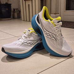 Saucony Triumph 24 - UK9
