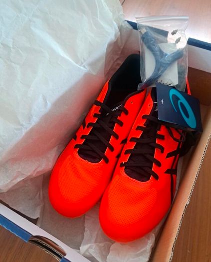 Asics Running shoes Size 41