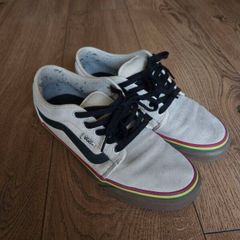 Vans shoes