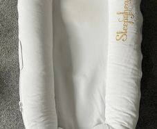 Sleepyhead Deluxe+ Pristine White Baby Pod, 0-8 months