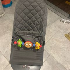 Baby Bjorn bouncer & Flying Friends Toy Bar