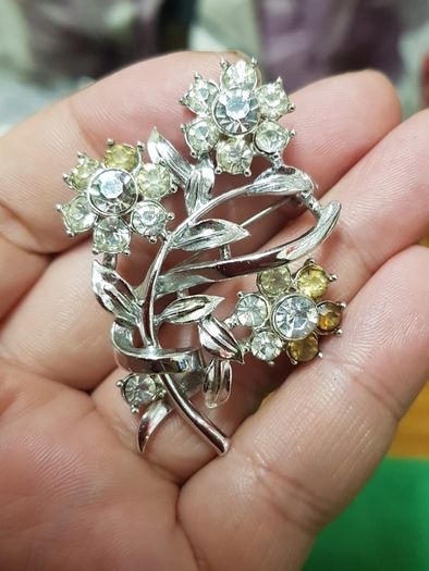 Brooch