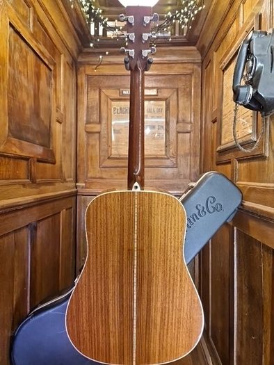 Martin D-28 2003