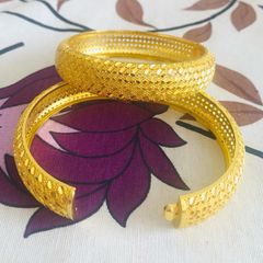 2x bangles