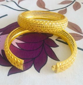 2x bangles