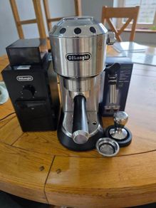 Delonghi Dedica Expresso machine