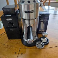Delonghi Dedica Expresso machine