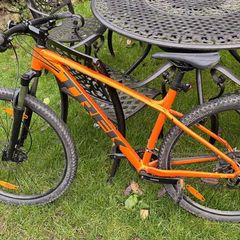 Trek hard tail Mountain Bike Excellent Condition