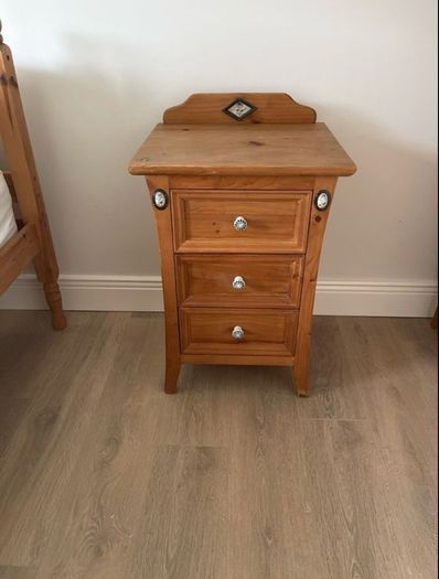 Small there drawer chest
