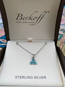 Sterling silver Celtic knot pendant necklace