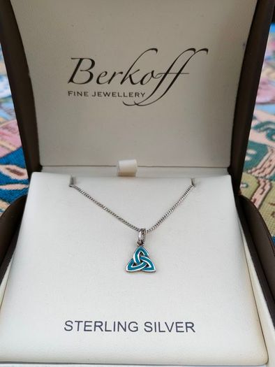 Sterling silver Celtic knot pendant necklace