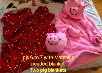 Dunnes Stores Christmas Fleece Pyjamas Age 6 to 7