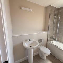 free pedestal sink