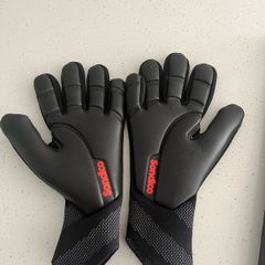 Sandico goalkeeper gloves