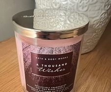 Bath & Body Works Candle A thousand Wishes (New)