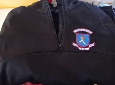 Uniform  Clarin college Athenry PE top size small
