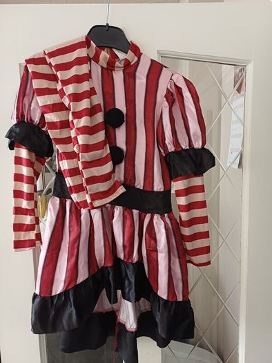 costumes