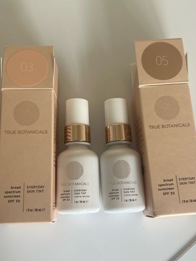 True botanicals board spectrum, sunscreen, SPF, 30 in shade 03,04, 05 BNIB
