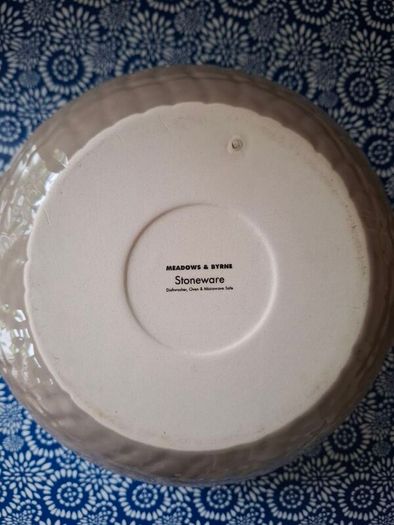 Meadows and Byrne oven dish