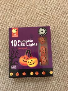 10 Pumpkin LED lights