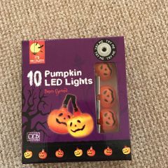 10 Pumpkin LED lights