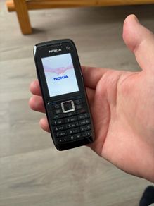 Nokia E51