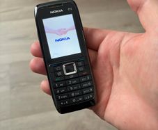Nokia E51