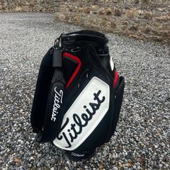 Golf tour bag titleist