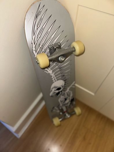 skateboard