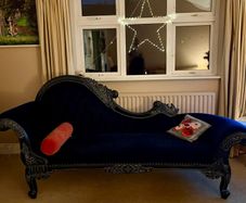 Chaise Longue - deep navy blue velvet