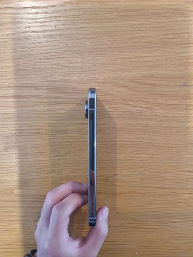 Google Pixel 9 Pro XL & two mous cases