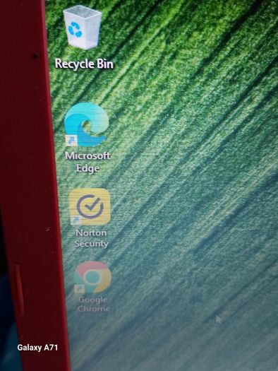 Acer Aspire Es1-523, Red, Amd E1-7010 Apu With Amd Radeon R Graphics, 1.5ghz, 4gb Ram, 500 G B Hdd, Windows 10