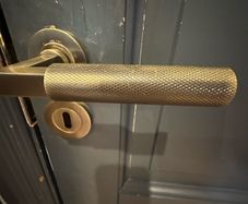 Heritage Brass Door Handles (Lever on Rose)