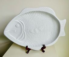 Large Portuguese Fish Platter Coastal Grandmother  Hamptons Style 43cm