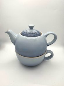 BNWT Le Creuset "Tea for One" Set in Coastal Blue