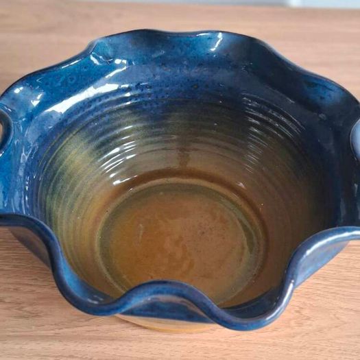 Carley's Bridge Pottery Large Scalloped Bowl