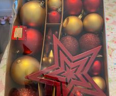 Tesco 100 piece Christmas hanging decorations - brand new