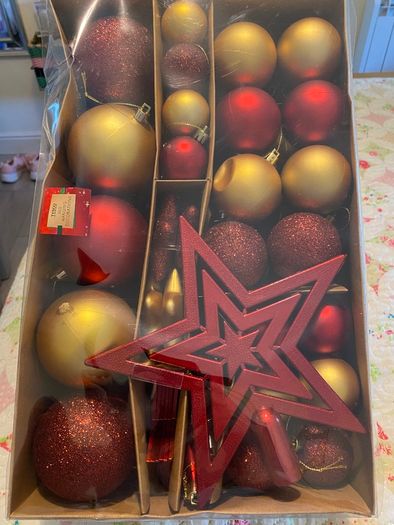 Tesco 100 piece Christmas hanging decorations - brand new