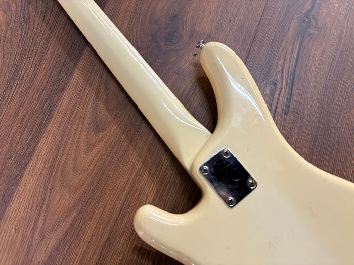 Yamaha Motion B III Bass 1980's PROJECT