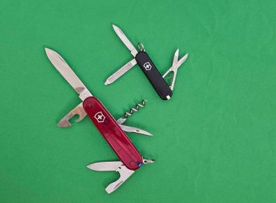 Victorinox Swiss Army Knife Lot