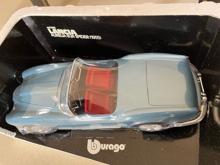 Lancia Aurelia B24 Spider 1/18 Burago Ultra Rare
