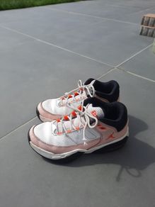 Nike air jordan girls size 3.5 UK