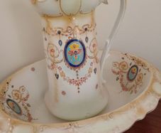 pitcher jug+wash basin