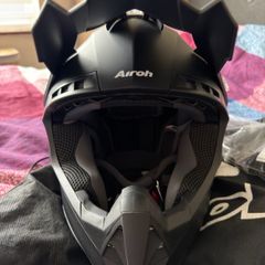 Moto Cross Enduro helmet Airoh Switch Color Matte Black