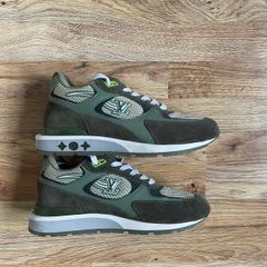 mens trainers