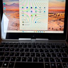 REDUCED - EliteBook Revolve 810 G3 & Dock Win 11 Pro