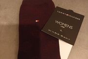 Tommy Hilfiger ladies socks burgundy